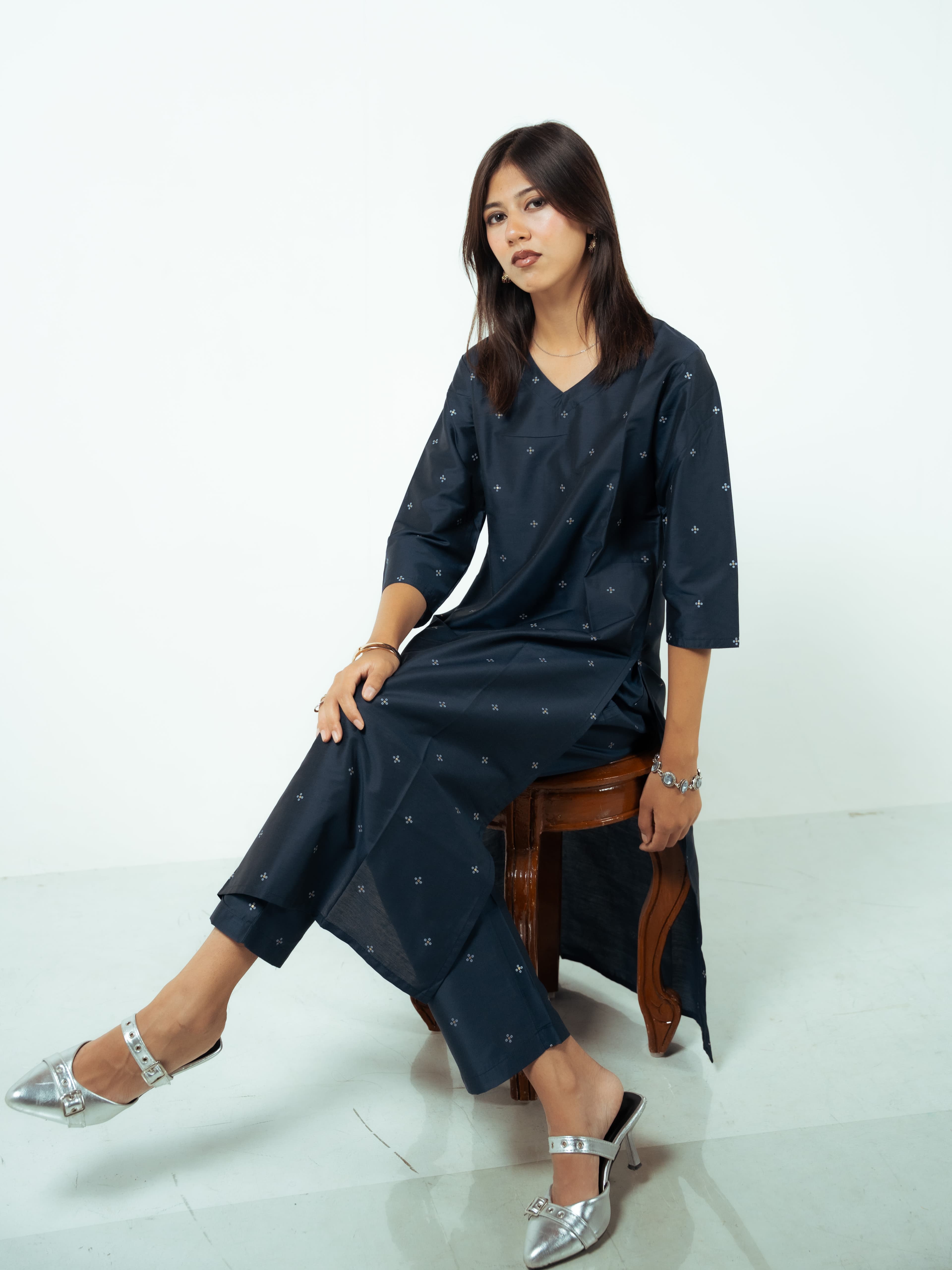 Women Printed Regular Kurta Co-rd set black thumbnail 1